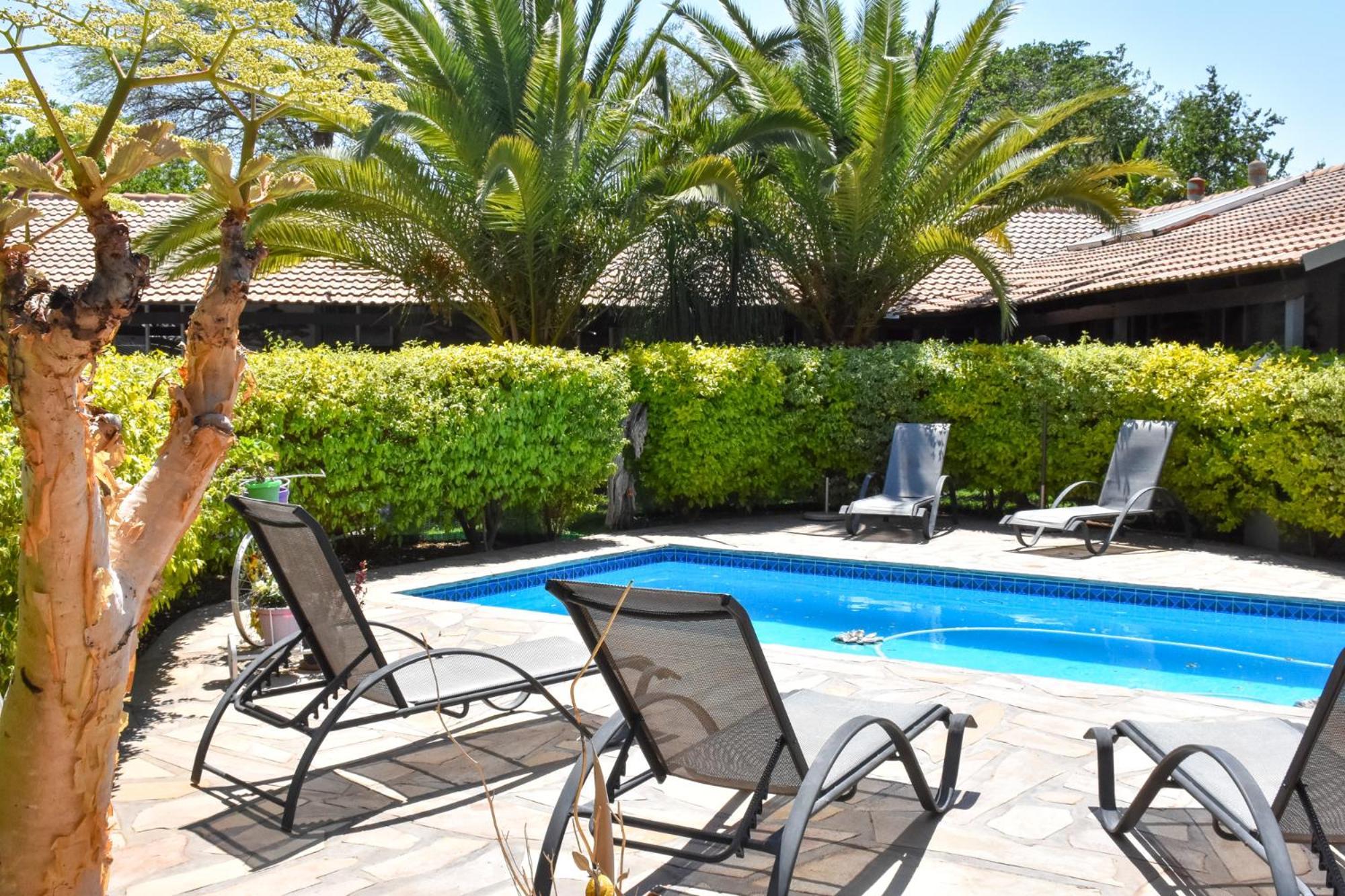 Kamaku Guesthouse Cc Otjiwarongo Exteriér fotografie