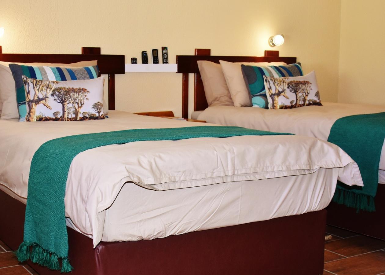 Kamaku Guesthouse Cc Otjiwarongo Exteriér fotografie