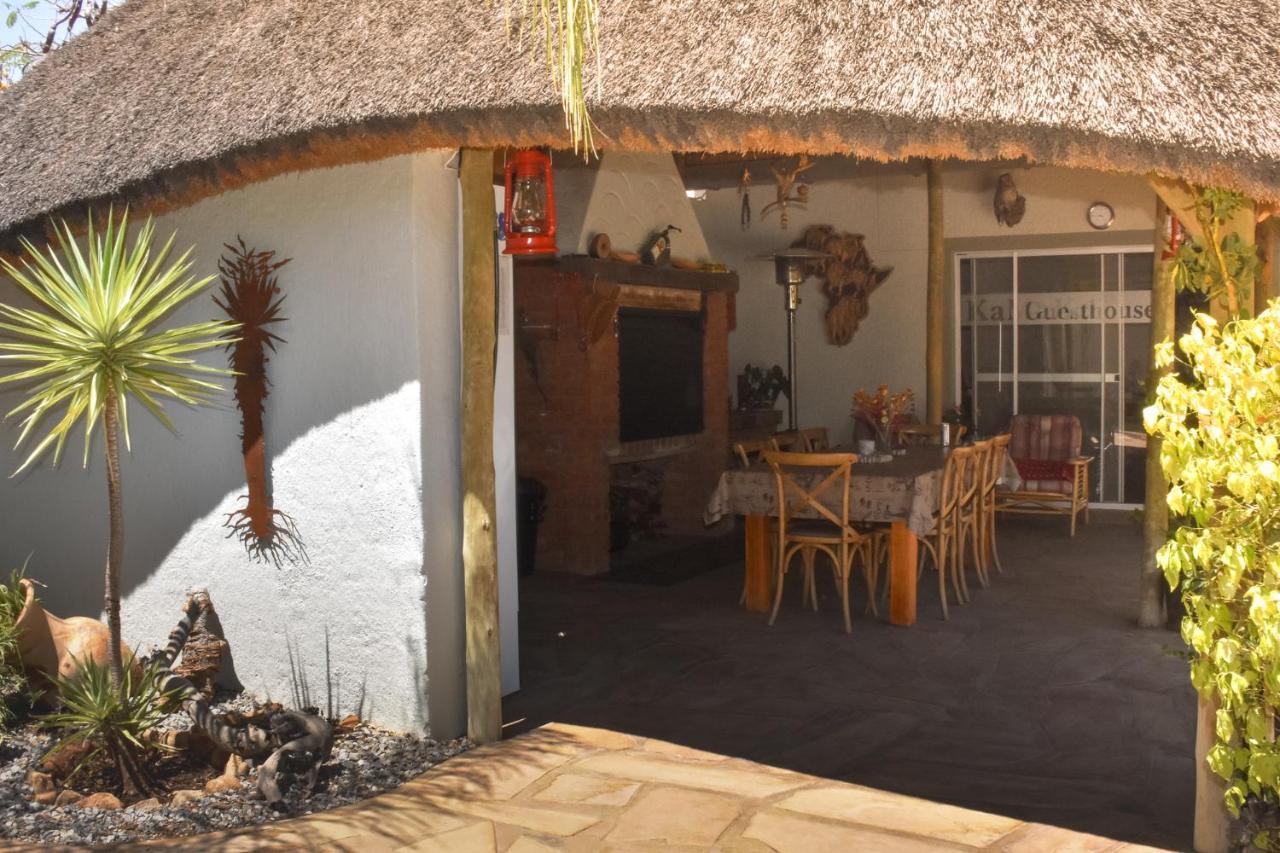Kamaku Guesthouse Cc Otjiwarongo Exteriér fotografie